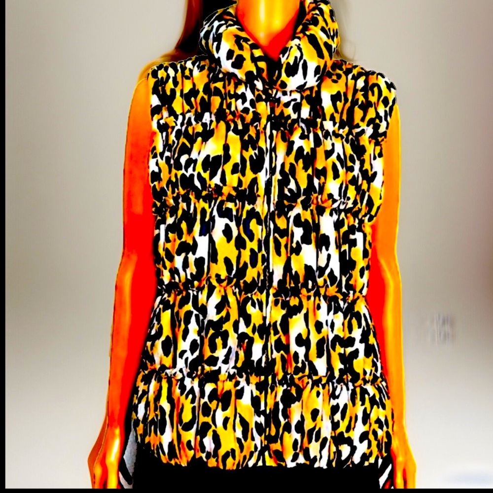 St.John Silk Leopard Vest